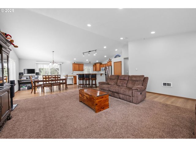 1615 PACIFIC RIDGE Ln, Hammond, OR 97121