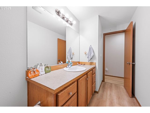 1615 PACIFIC RIDGE Ln, Hammond, OR 97121