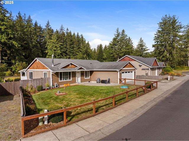 1615 PACIFIC RIDGE Ln, Hammond, OR 97121