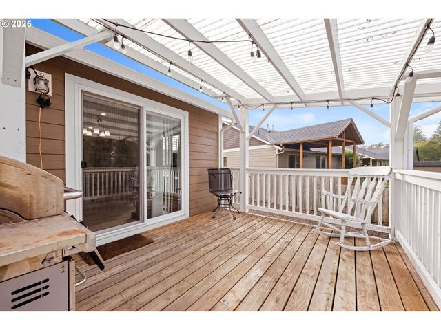 1615 PACIFIC RIDGE Ln, Hammond, OR 97121