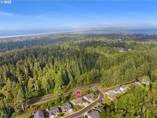 1615 PACIFIC RIDGE Ln, Hammond, OR 97121