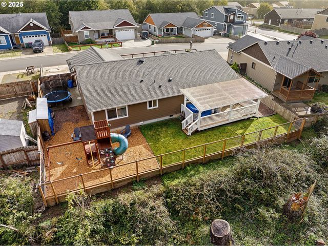 1615 PACIFIC RIDGE Ln, Hammond, OR 97121