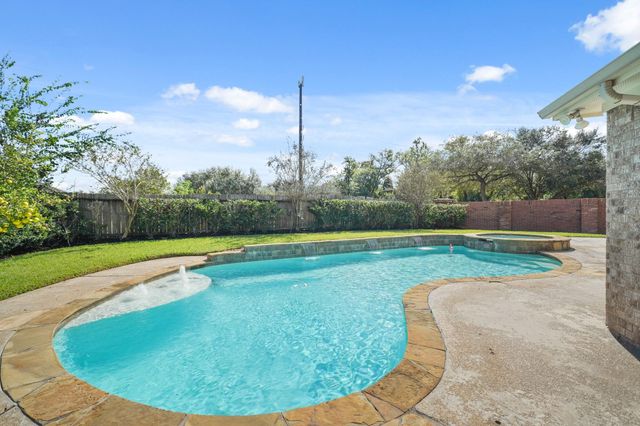 5906 Nine Mile Lane, Missouri City, TX 77459