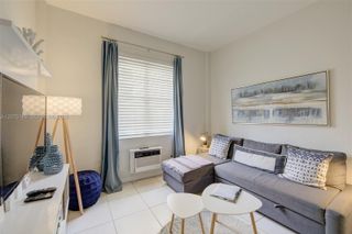 3030 Collins Avenue 1G, Miami Beach, FL 33140