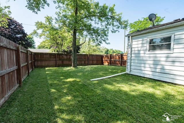 377 Argyle Crescent Road, Milan, MI 48160