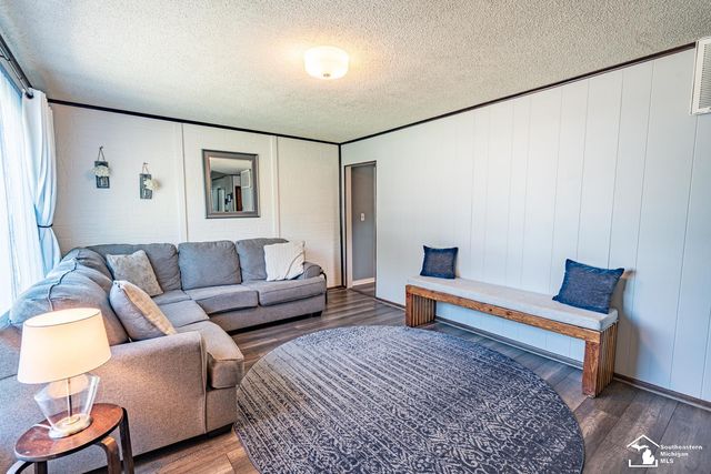 377 Argyle Crescent Road, Milan, MI 48160