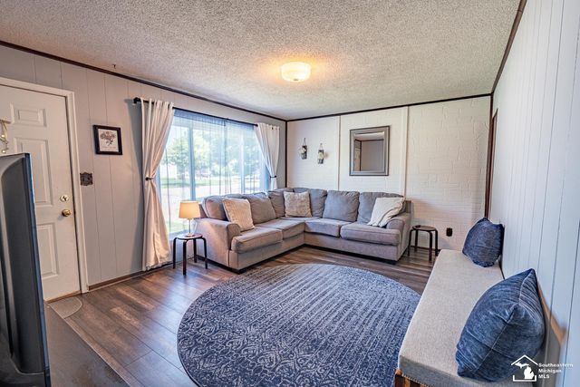 377 Argyle Crescent Road, Milan, MI 48160