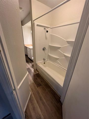 2256 Donna Drive 2264, Norman, OK 73071