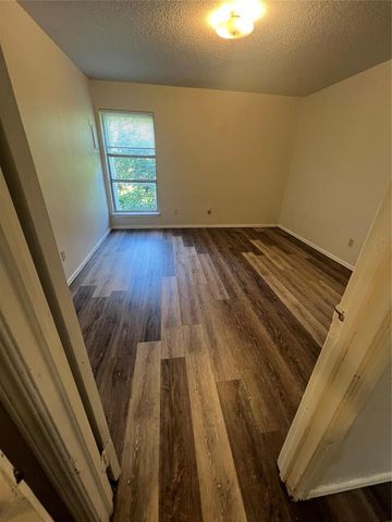 2256 Donna Drive 2264, Norman, OK 73071