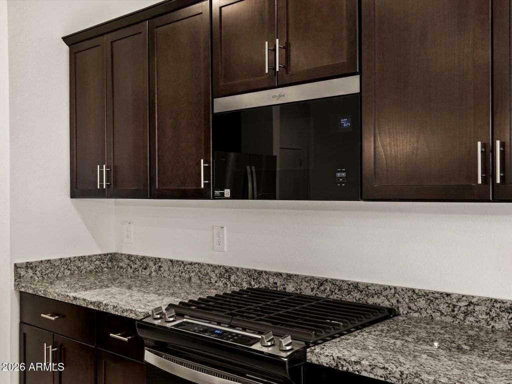 15649 W HONEYSUCKLE Drive, Surprise, AZ 85387 — photo 5