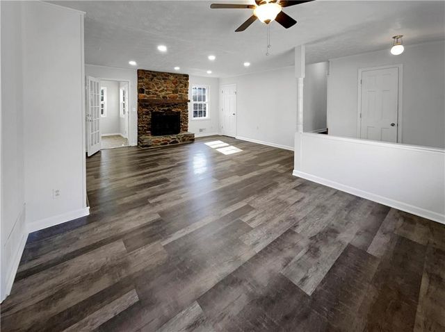 512 Hidden Hills Court, Marietta, GA 30066