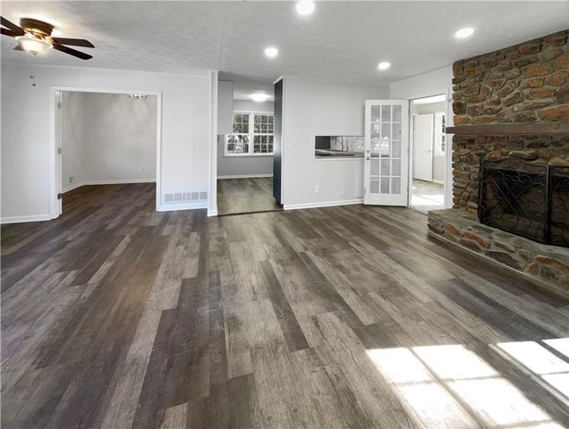 512 Hidden Hills Court, Marietta, GA 30066
