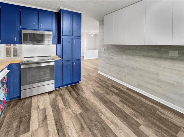 512 Hidden Hills Court, Marietta, GA 30066