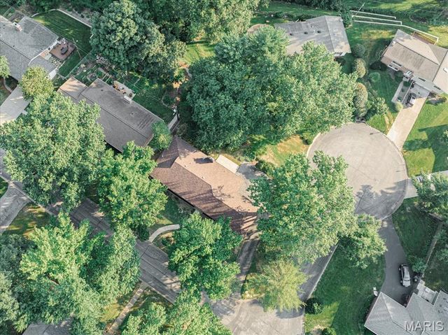 45 Pricewoods Lane, St Louis, MO 63132