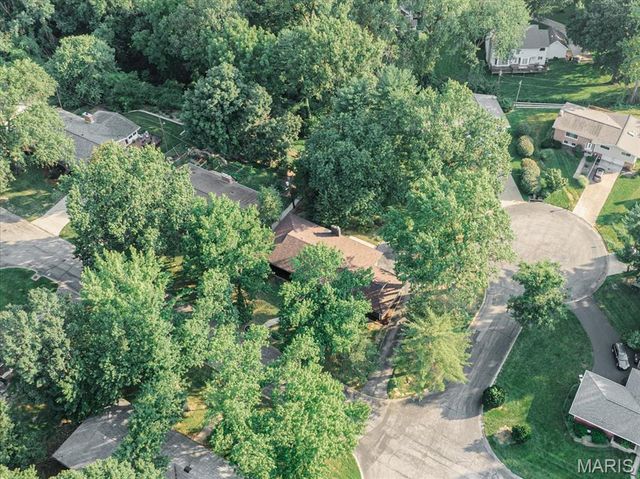 45 Pricewoods Lane, St Louis, MO 63132