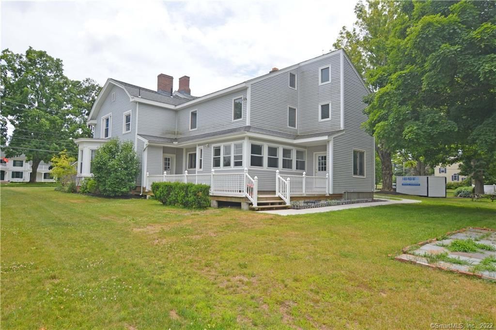405 Maple Avenue, Cheshire, CT 06410