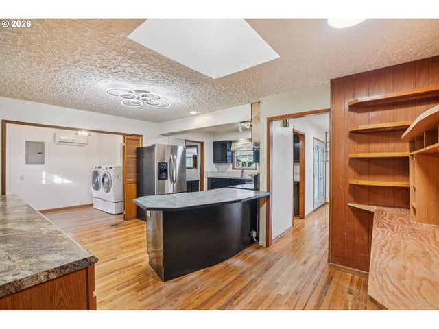 155 MELVIN Ave, St Helens, OR 97051