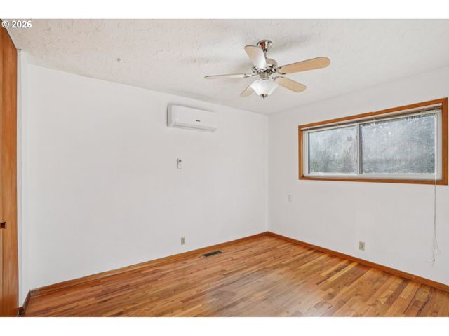 155 MELVIN Ave, St Helens, OR 97051