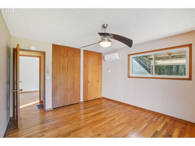 155 MELVIN Ave, St Helens, OR 97051