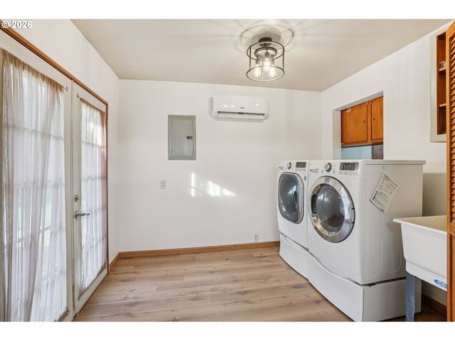 155 MELVIN Ave, St Helens, OR 97051