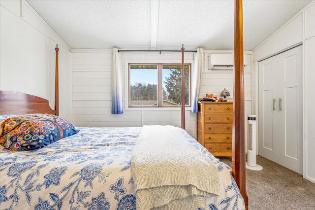 1026 Monroe Street N, Hudson, WI 54016