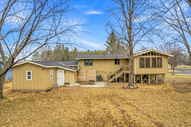 1026 Monroe Street N, Hudson, WI 54016