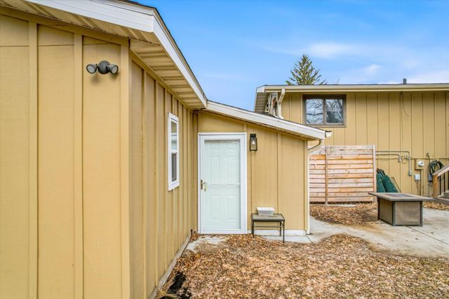 1026 Monroe Street N, Hudson, WI 54016