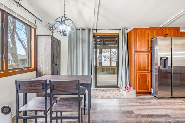 1026 Monroe Street N, Hudson, WI 54016