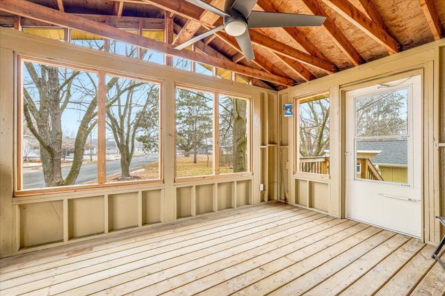 1026 Monroe Street N, Hudson, WI 54016