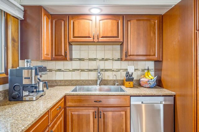 1026 Monroe Street N, Hudson, WI 54016