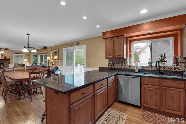 147 Foxtail Drive, St Charles, MO 63303