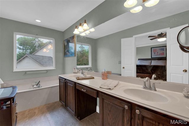 147 Foxtail Drive, St Charles, MO 63303