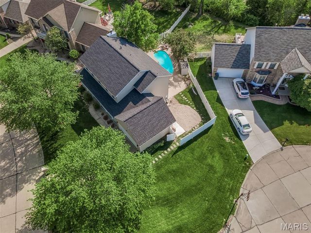 147 Foxtail Drive, St Charles, MO 63303