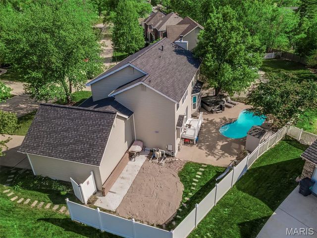 147 Foxtail Drive, St Charles, MO 63303