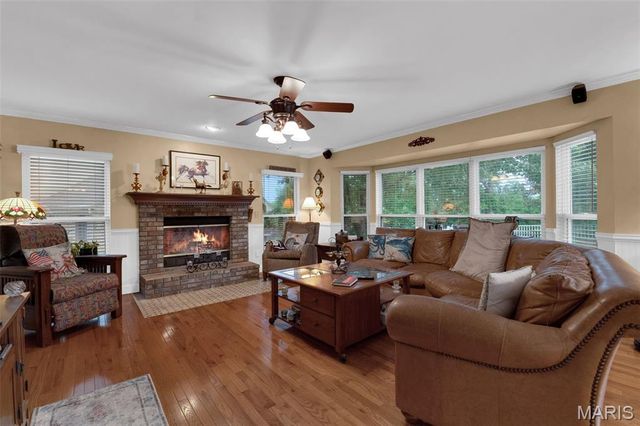 147 Foxtail Drive, St Charles, MO 63303