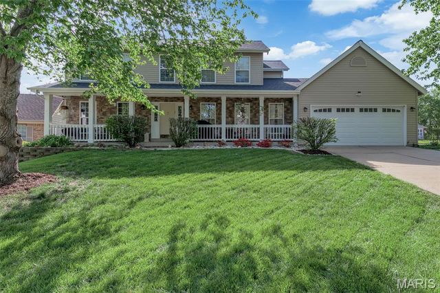 147 Foxtail Drive, St Charles, MO 63303