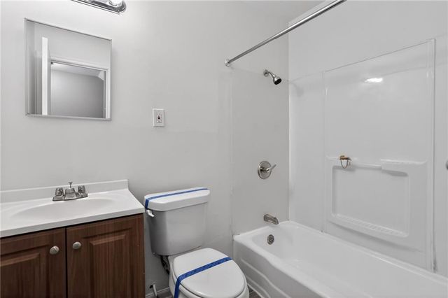 6212 E 95TH Terrace, Kansas City, MO 64134