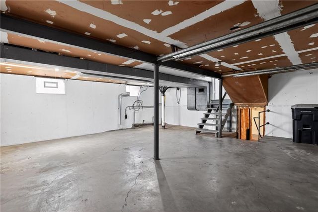 6212 E 95TH Terrace, Kansas City, MO 64134