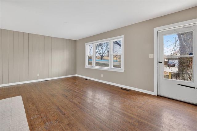 6212 E 95TH Terrace, Kansas City, MO 64134