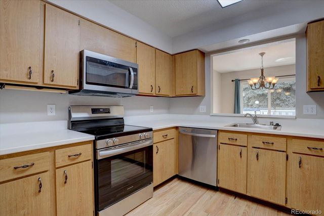 3330 Templeton Gap Road 55, Colorado Springs, CO 80907