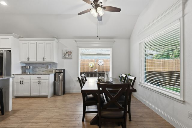928 Tesslynn Avenue, Godley, TX 76044