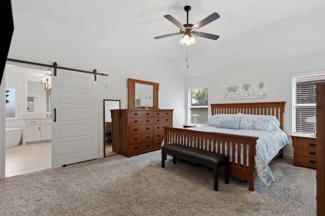 928 Tesslynn Avenue, Godley, TX 76044