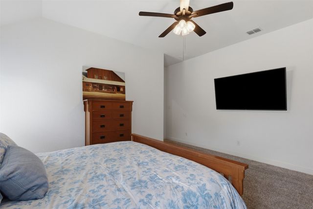 928 Tesslynn Avenue, Godley, TX 76044