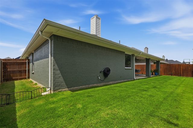 928 Tesslynn Avenue, Godley, TX 76044
