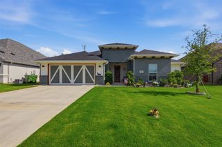 928 Tesslynn Avenue, Godley, TX 76044