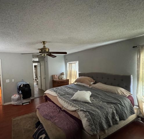 2328 Colleen Drive, Pearland, TX 77581