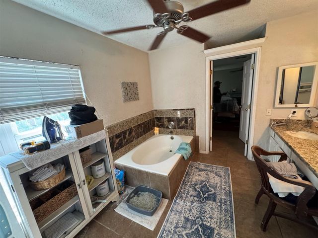 2328 Colleen Drive, Pearland, TX 77581