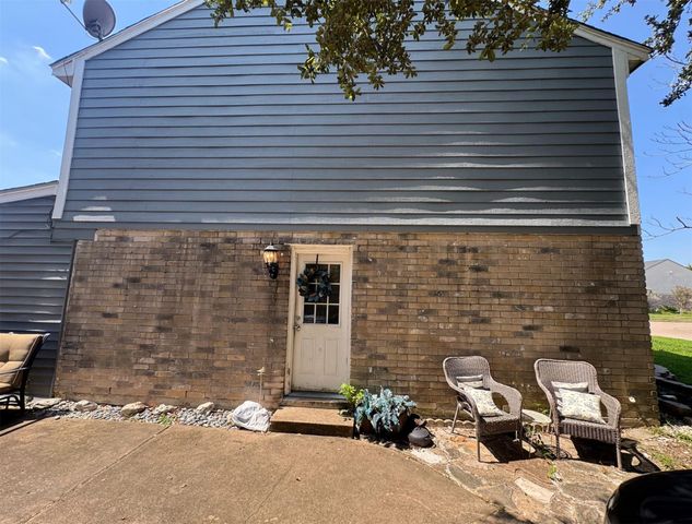 2328 Colleen Drive, Pearland, TX 77581