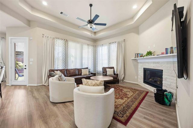 10757 Chinese Violet, Conroe, TX 77385