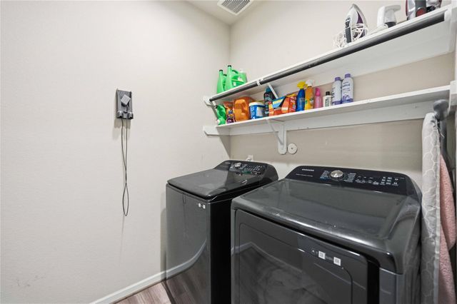 10757 Chinese Violet, Conroe, TX 77385
